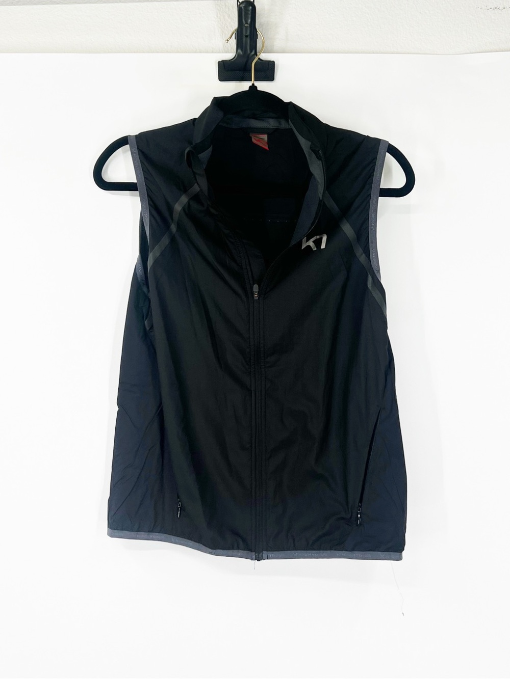 Kari Traa Black Lightweight Zip Vest